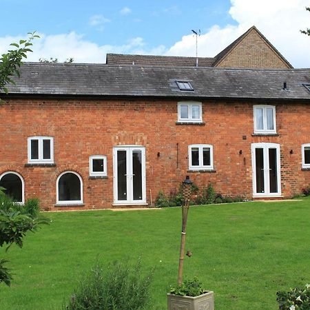 مبيت وإفطار Pattishall The Old Bakery Barn المظهر الخارجي الصورة